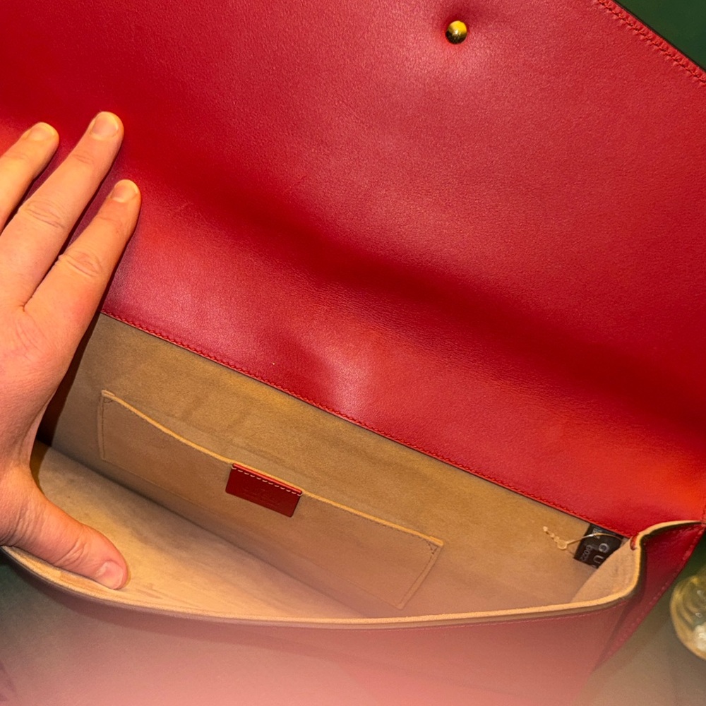 Gucci Red Sylvie Chained XL Maxi Envelope Clutch Bag Gold Portfolio Clutch - Picture 8 of 8